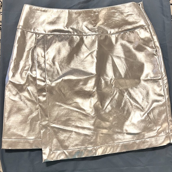 Becca Tilley Bar III SZ Small - Picture 2 of 5